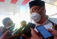 Charles R Gustan | Ketua DPRD Kabupaten Halmahera Barat