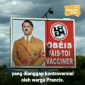Foto Presiden Perancis Macron ketika diedit mirip pemimpin partai Nazi Adolf Hitler dan ditampilkan pada Billboard oleh Michel-Ange Flori 