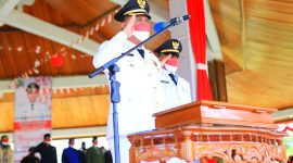 James Uang | Bupati Halmahera Barat saat bertindak sebagai Inspektur Upacara 17 Agustus 