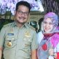 Direktur RSUD Jailolo Dr Novimaryana Drakel bersama Syahrul Yasin Limpo Menteri Pertanian (Mantan Gubernur Sulawesi Selatan)