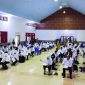 Suasana Ujian Dinas dan Ujian Penyesuaian Ijazah bagi PNS Halbar diruang Aula Bidadari kantor pemkab halbar (Foto/Fransiska Renjaan)