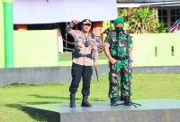 Tampak Kapolres Halbar AKBP Indra Andiarta dan Danramil Loloda 1501-06/Loloda saat memimpin Apel Gabungan 