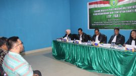 Tampak sidang TPTGR terhadap sejumlah tertuntut SKPD dan pihak ketiga di Aula Inspektorat 