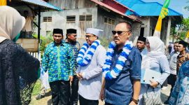 Kehadiran Bupati Halbar, James Uang pada Pelantikan Pengurus KKGS didampingi Ketua KKSG Malut, Ir. Faris Hi Abdulbar, disambut dengan pengalungan bunga (dok/terasmalut)