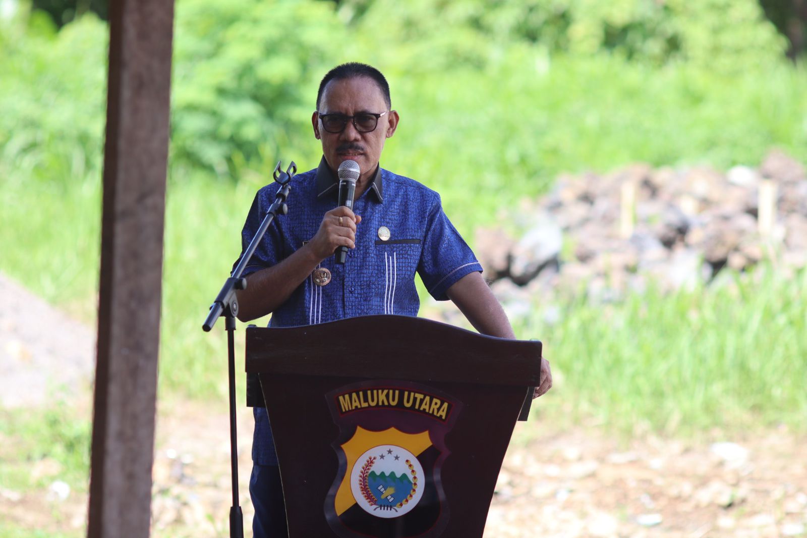Hadiri Peletakan Batu Pertama Gereja di Polres Halbar, Bupati Sebut ...