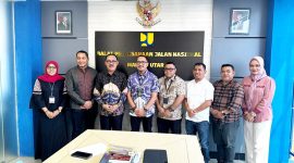 Bupati Halmahera Barat, James Uang didampingi sejumlah OPD saat menyambangi BPJN Malut (Dok/Ist)