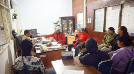 Tampak sejumlah Karyawan bersama SBTK-FNPBI PT.IWIP saat bertemu dengan Disnakertrans Halmahera Tengah (Dok/Ist)