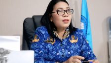 Kepala Disdikbud Halbar, Rosbery Uang (Dok/Ist)