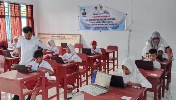 Tampak Siswa SD N 12 Halmahera saat menjalani Tes Kemampuan Akademik (Dok/Ist)