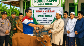 Ilustrasi penyerahan bantuan Hewan Qurban Idul Adha 1447 Hijriah kepada Masjid Nurul Saffa Desa Tuada 