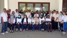 Sejumlah Perwakilan PPPK Paruh Waktu mendatangi kediaman Bupati Halmahera Barat memastikan isu PPPK yang bakal dirumahkan. (Dok/Ist)