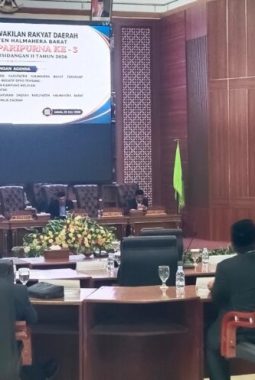 DPRD Halbar Ketok Palu Dua Ranperda Strategis, Fokus Nelayan dan Pilkades Serentak