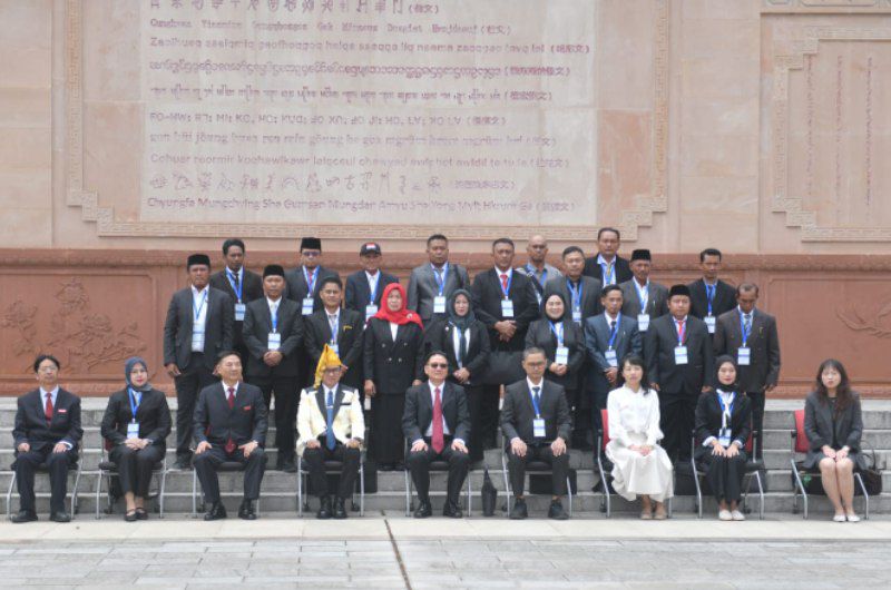 Peserta/Kepala Desa dari sejumlah desa di Indonesia yang mengikuti Program Benchmarking Kepala Desa Batch 6 ke Provinsi Yunnan, Tiongkok (Dok/Ist)