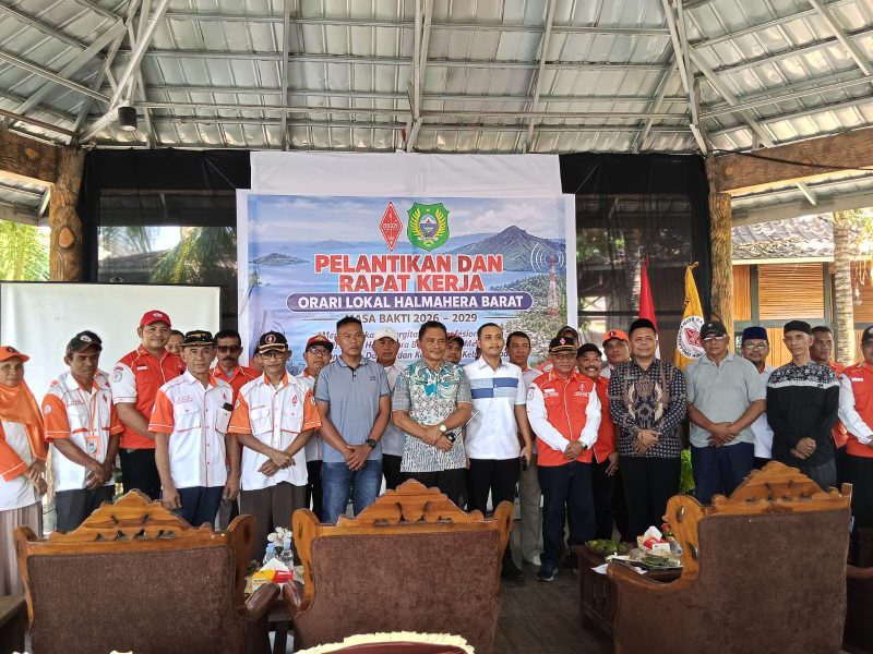 Pengurus ORARI Lokal Halmahera Barat bersama jajaran pemerintah dalam Pelantikan dan Rapat Kerja Masa Bakti 2026–2029. (Dok/Ist)