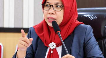 Hj. Chuzaemah Djauhari, Kepala BKAD Halmahera Barat (Dok/Ist)